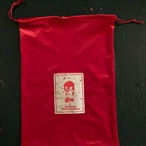 Stoned Immaculate Red Travel Bag